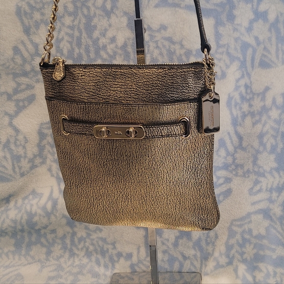 Coach SWAGGER Metallic Pebble Leather Swingpack Crossbody - Picture 3 of 15